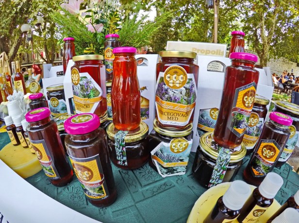 pcelarstvo rade ninkovic i sinovi trebinje med pčele trebinjeinfo