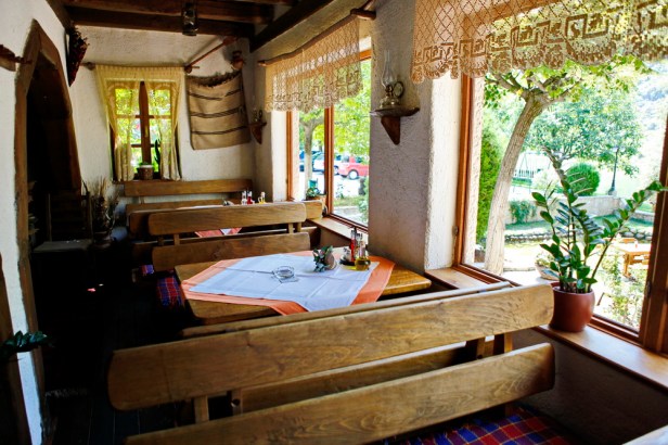 trebinje-info-restoran-konoba-studenac-8