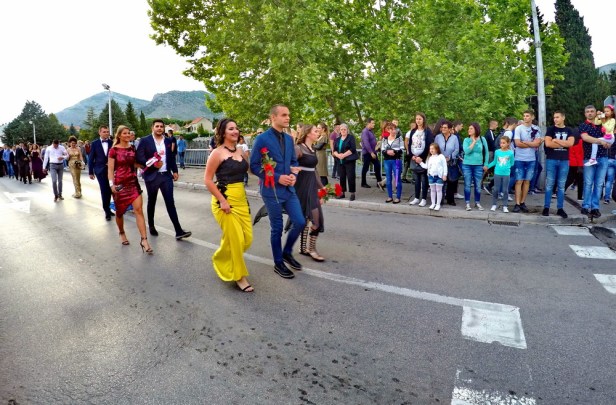 Maturanti trebinjske Gimnazije „Jovan Dučić“