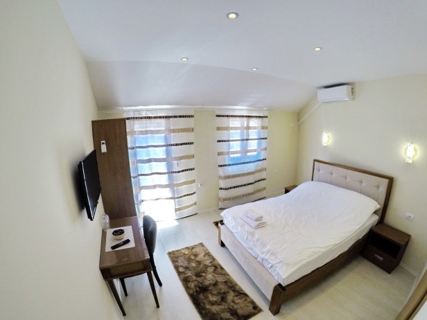 Vinopolis Apartman br. 4