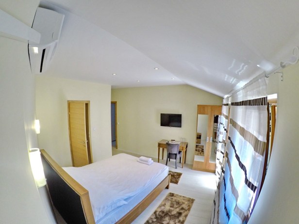 Vinopolis Apartman br. 4