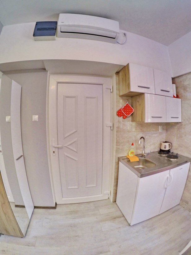 DCIM100GOPROGOPR8003