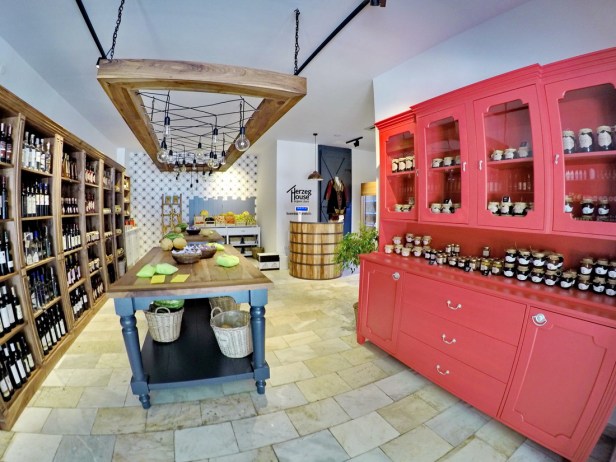 DCIM100GOPROGOPR8236.