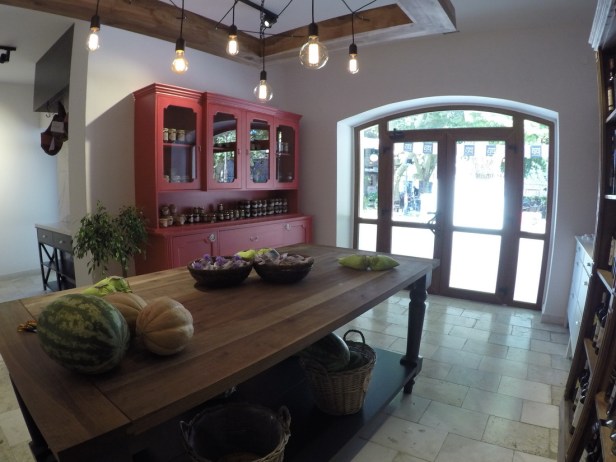 DCIM100GOPROGOPR8306.