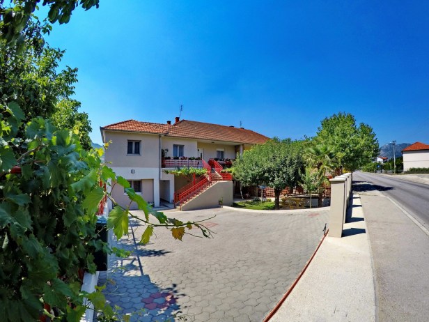 RATKOVIĆ APARTMAN SPOLJA