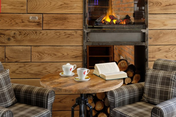 SWISSLION INDUSTRY HOTEL (76)