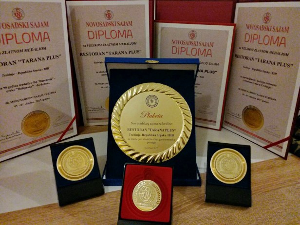 Restoran Tarana Novosadski sajam 1