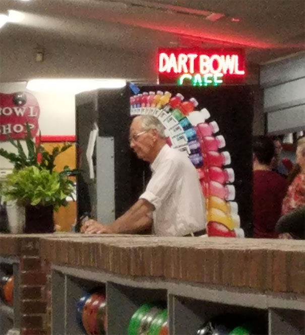 AD-Perfectly-Timed-Photos-That-Will-Mess-With-Your-Head-28