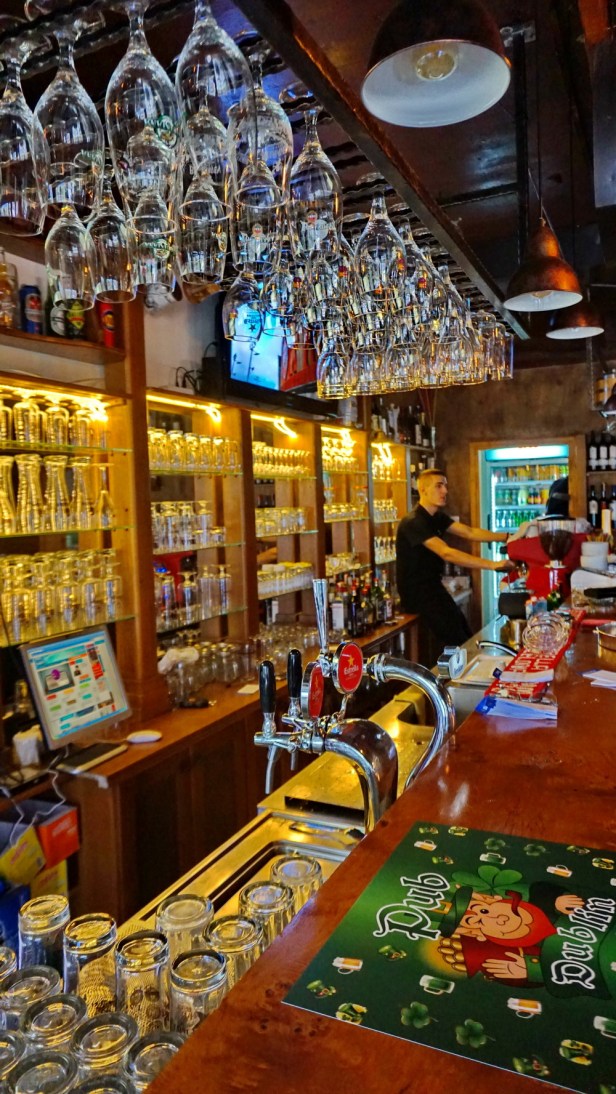 Dublin Pub Unutra (15).JPG