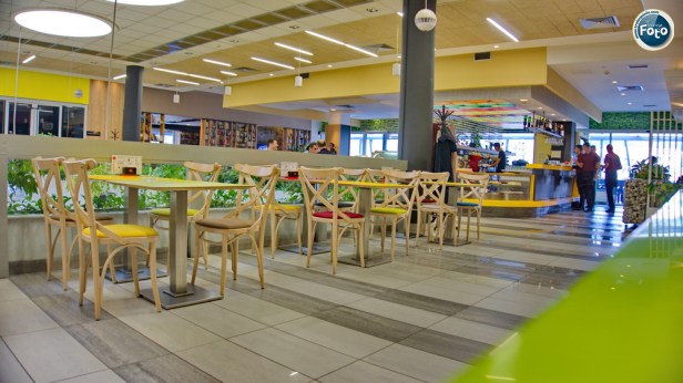 Enterijer Sony M99 (3)