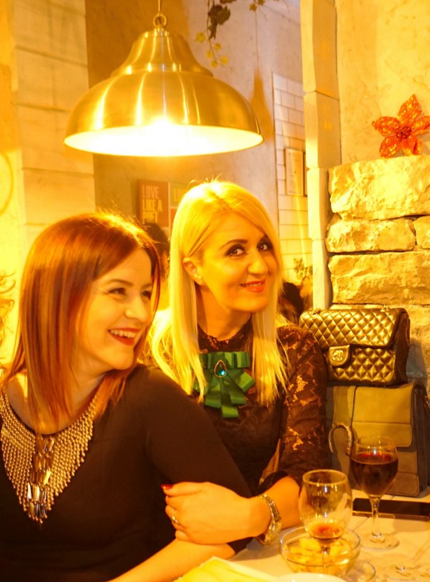 Kafe bar POETA tamburaši 11 januar (14).jpg