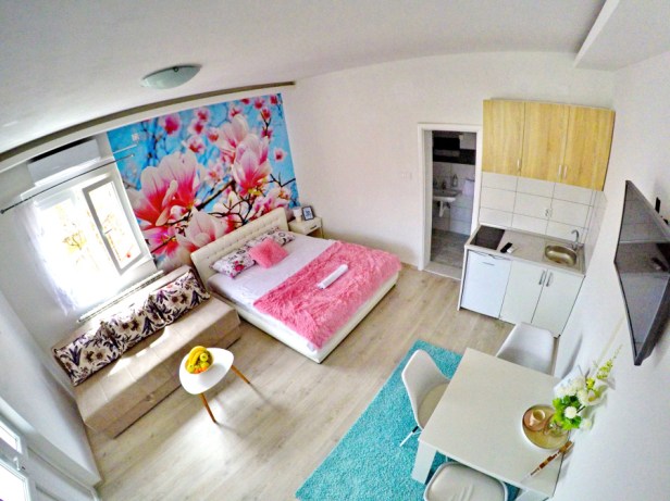 DCIM100GOPROGOPR3722.