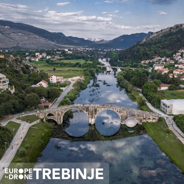 36160619_1057919731039397_1274713222204620800_n