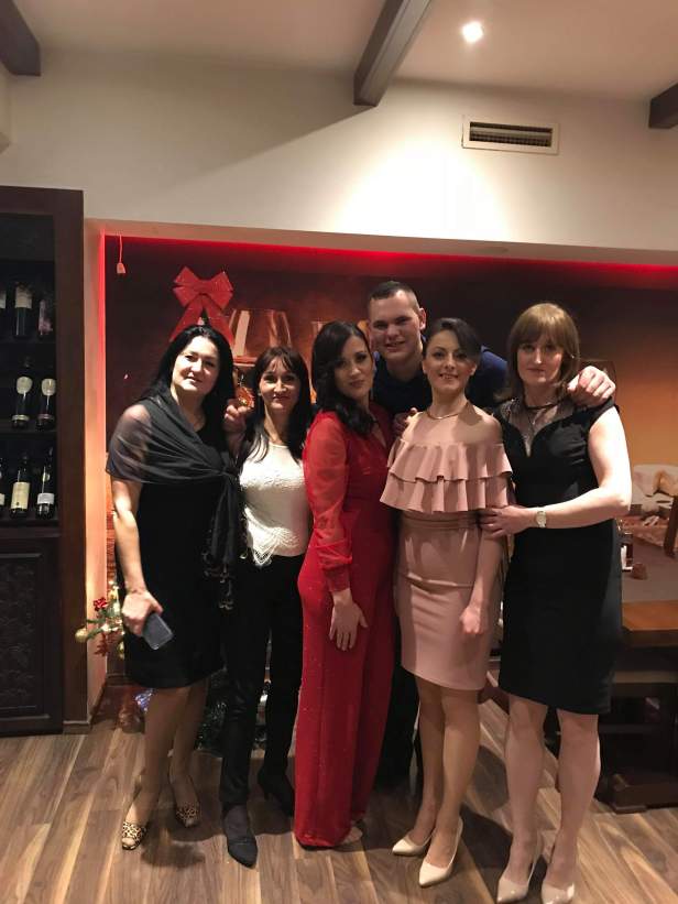 received_385869288853642