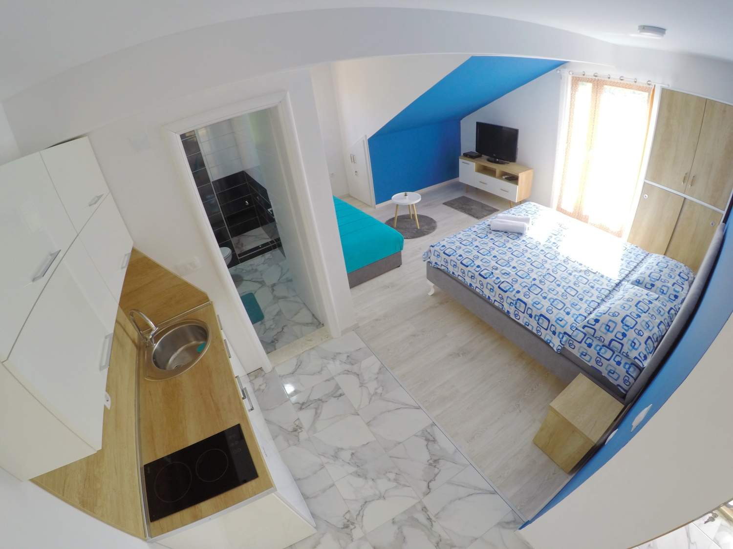 DCIM100GOPROGOPR9907.