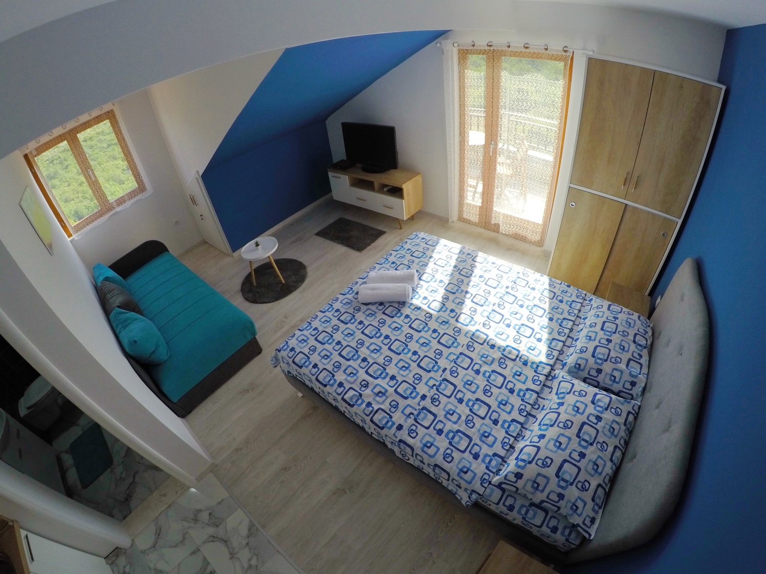 DCIM100GOPROGOPR9909.