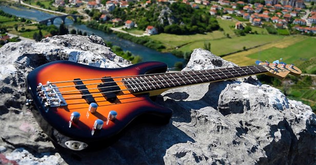 Gitarijada Mostaok naslovna.jpg