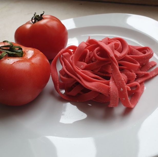 LA MIA pasta paradajz.jpg